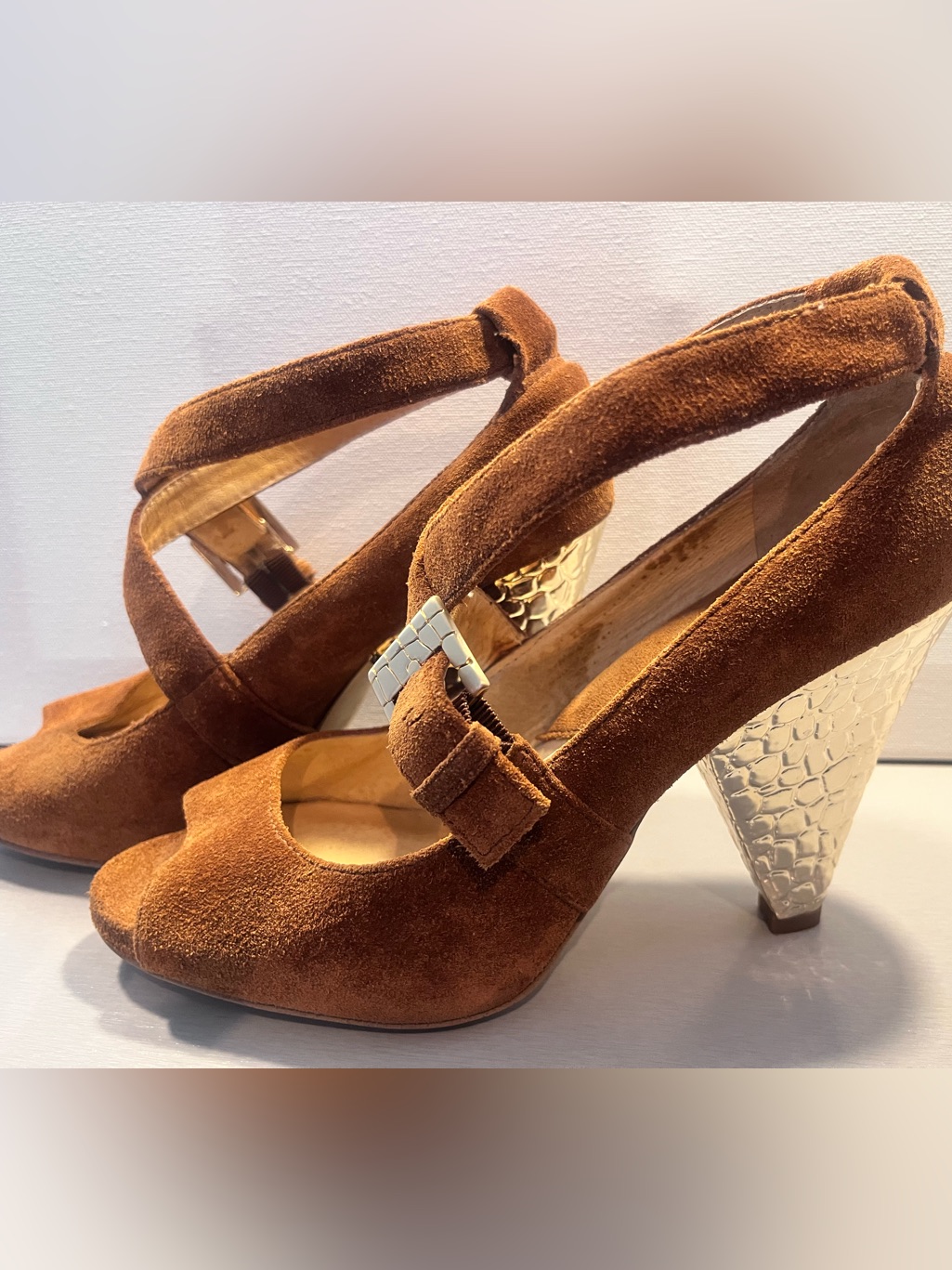 Michael Kors Chestnut Suede Mary Jane Pumps With Gold Textured Block Heel 8 1/2m